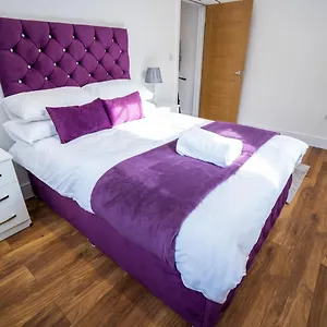 Lovely New 1 Bedroom In Stratford! London