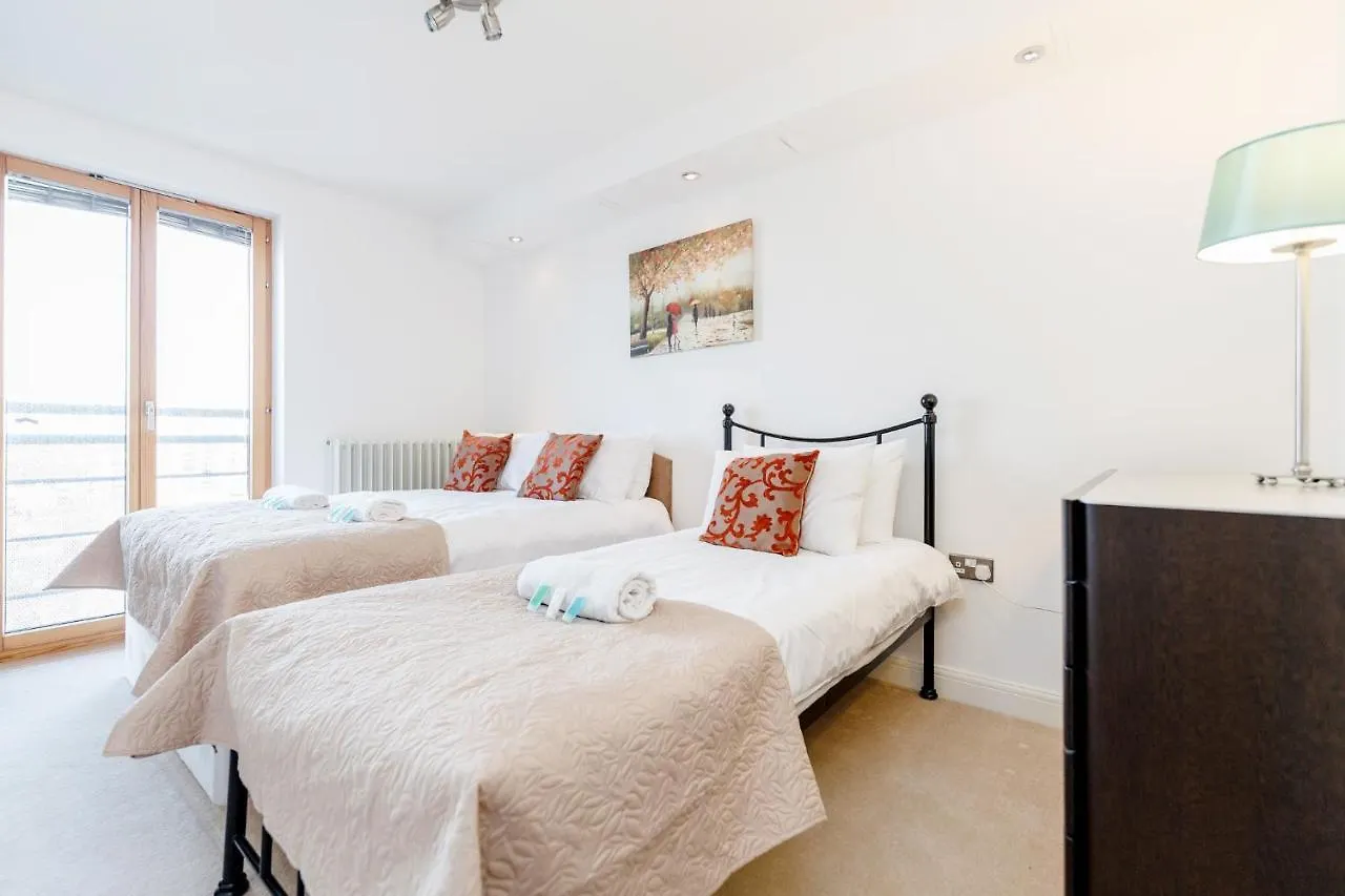 Premium Excel 3 & 2 Bedrooms London