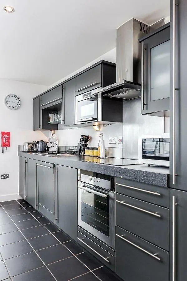 Premium Excel 3 & 2 Bedrooms London